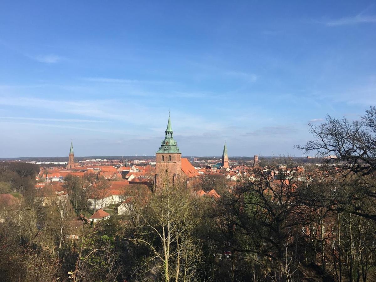 Ferienwohnung Berta Lueneburg ภายนอก รูปภาพ