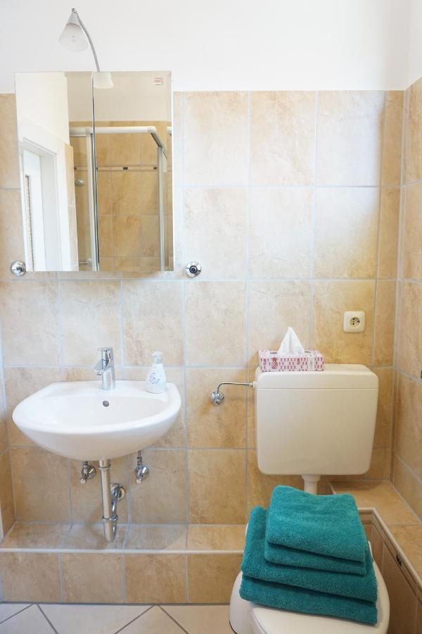 Ferienwohnung Berta Lueneburg ภายนอก รูปภาพ